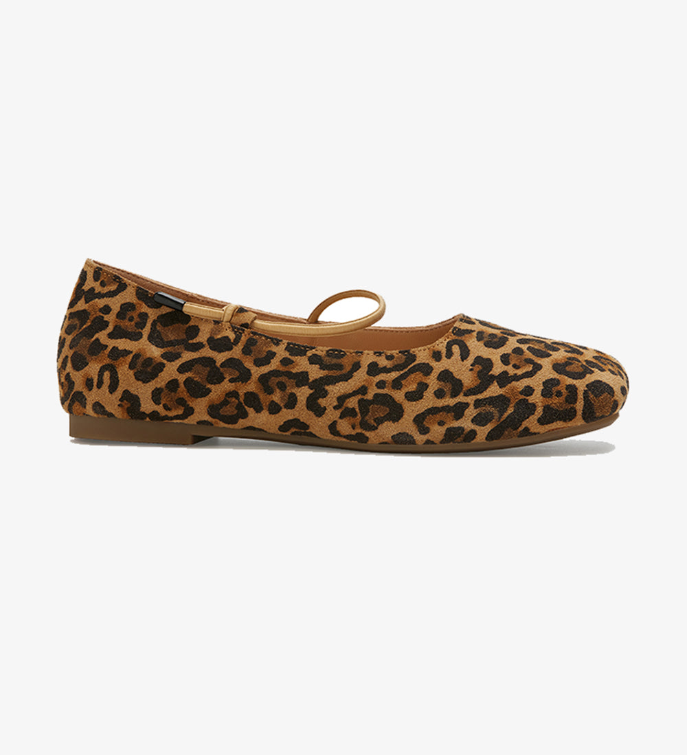 SQUARE TOE FLAT