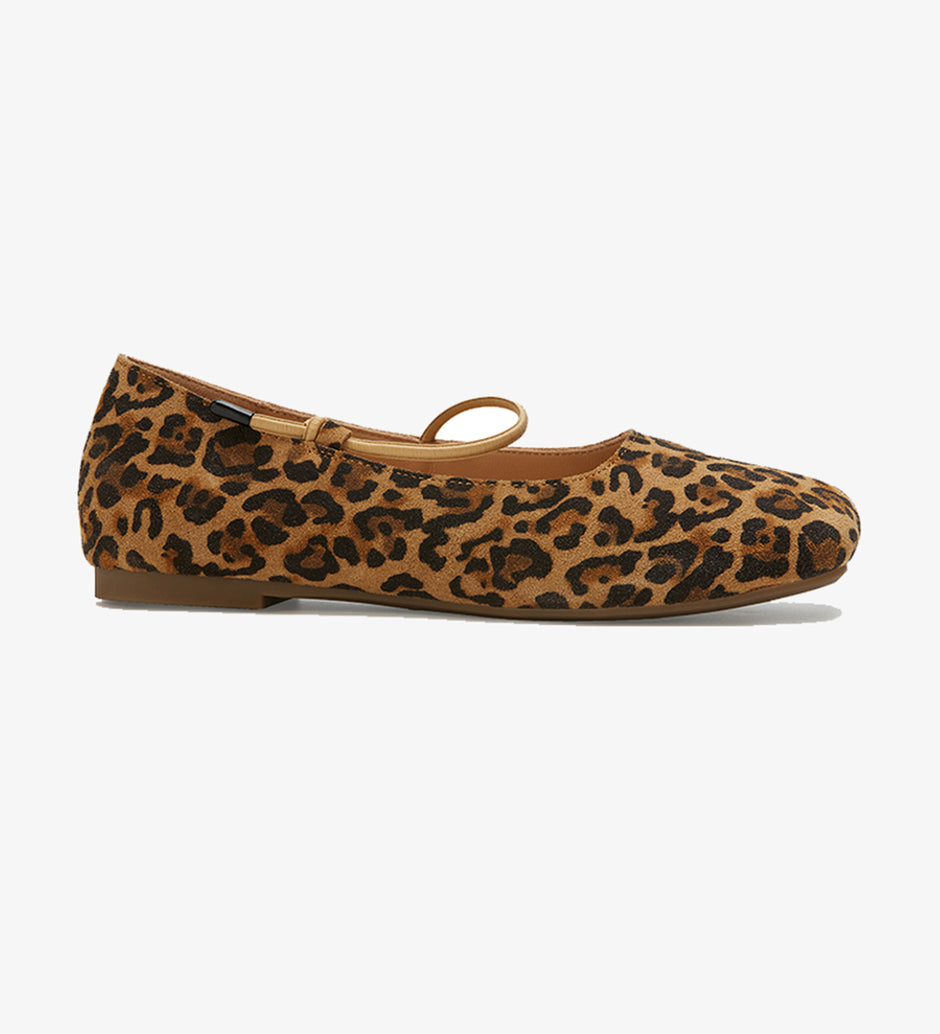 SQUARE TOE FLAT