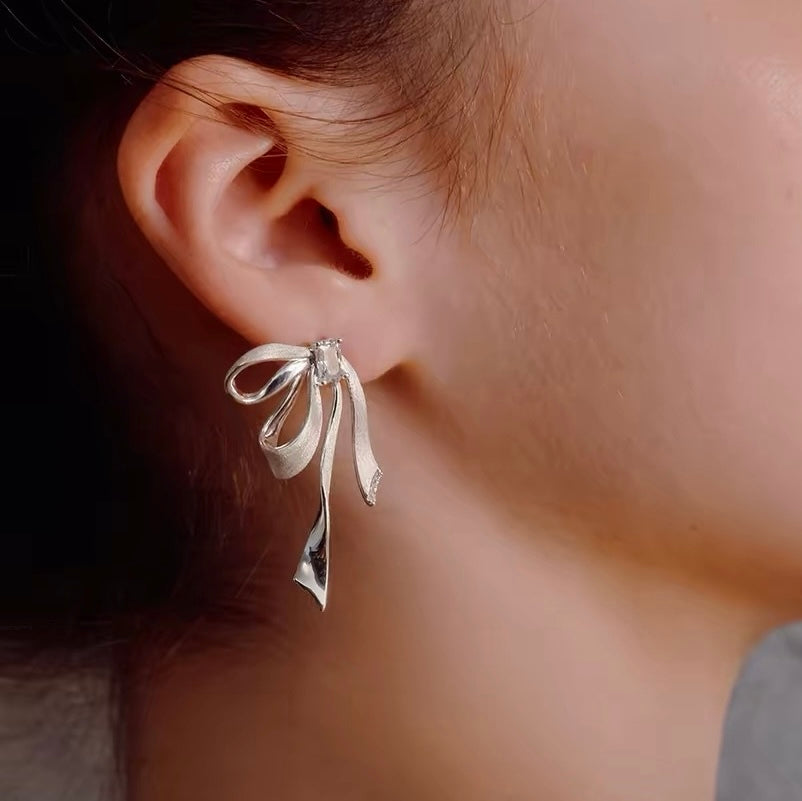 Bow Earring